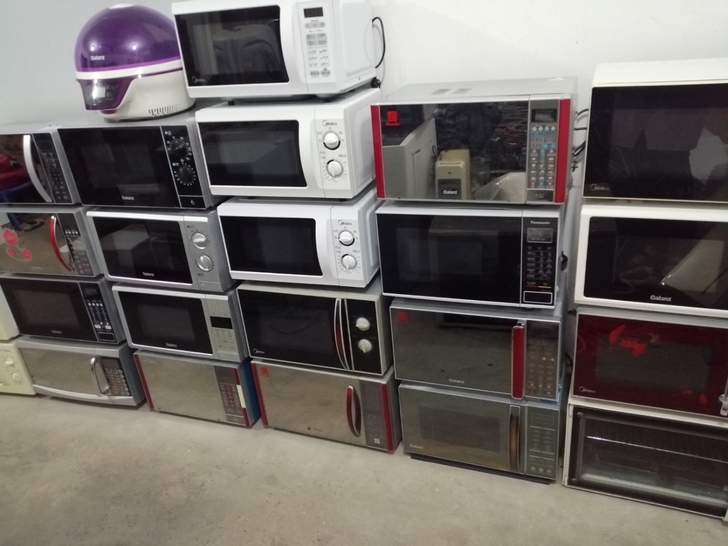 格兰仕，美的，松下，三洋等微波炉，多种款式...