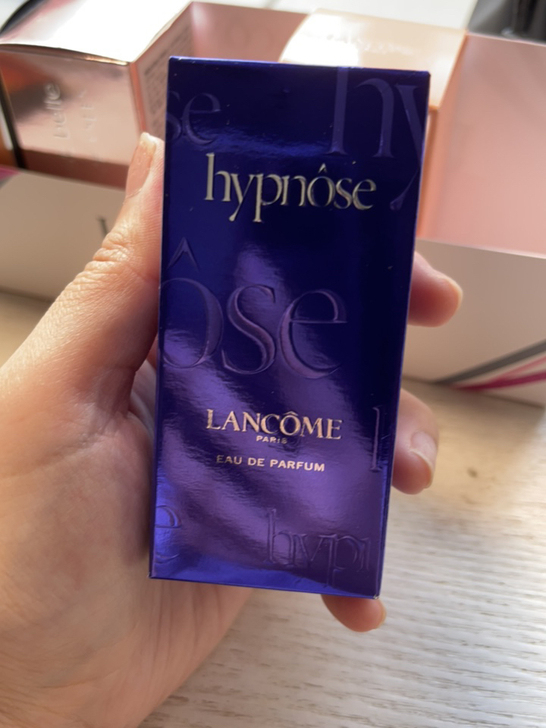 兰蔻香水小样四瓶不同味道