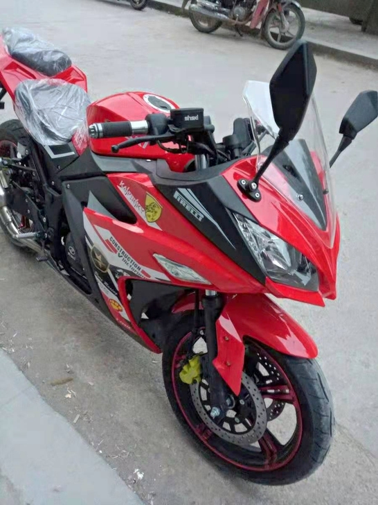 帮朋友出售，原装雅马哈地平线s款跑车川崎小...