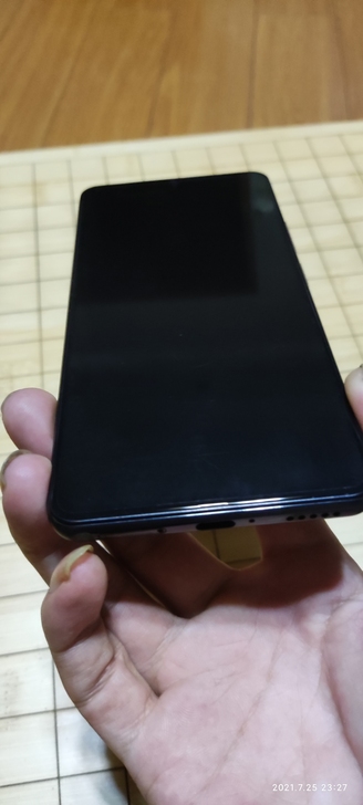 红米K40顶配，12+256，5月购入，没...