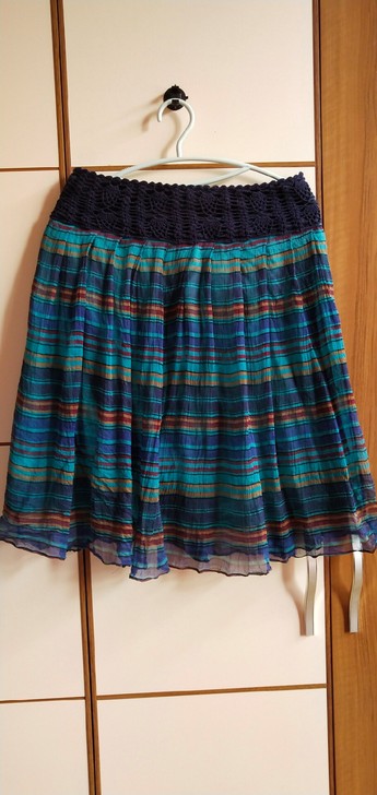 品牌桑蚕丝半身裙，蕾丝花边腰，螺纹双绉桑蚕...