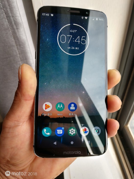 moto z3美版6+64模块化手机