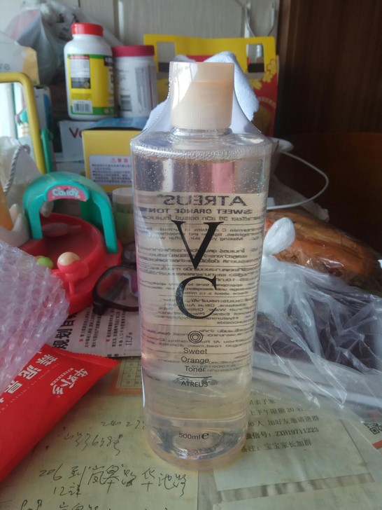 泰国进口vc水爽肤水atreus