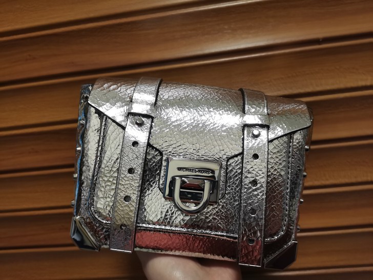 michael kors/mk 小号铆钉曼...
