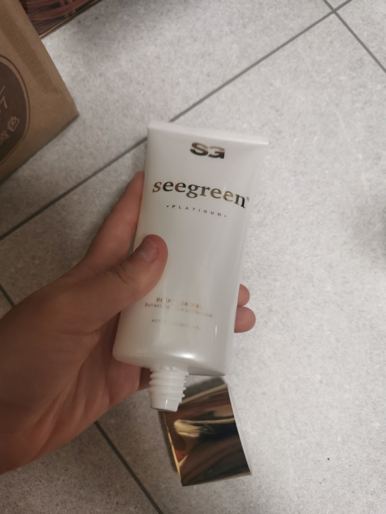 seegreen香港时闰清妆吸尘醒肤蛋白氨...