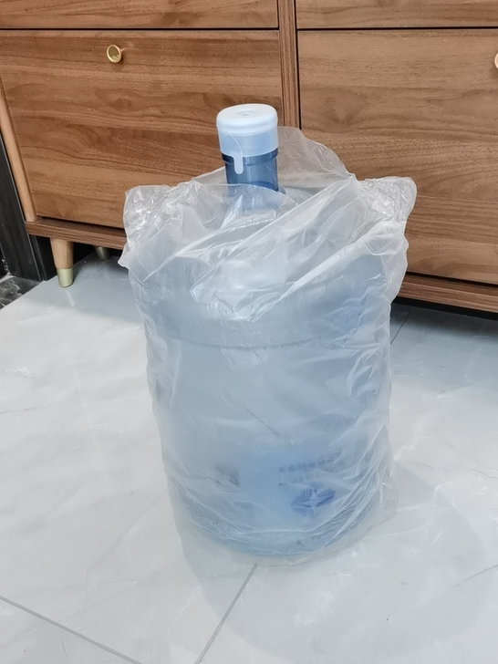 卖饮水机水桶30块钱两个自提