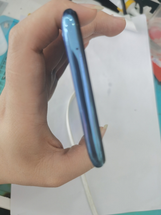 华为畅享9plus 4+128外屏碎，显示...