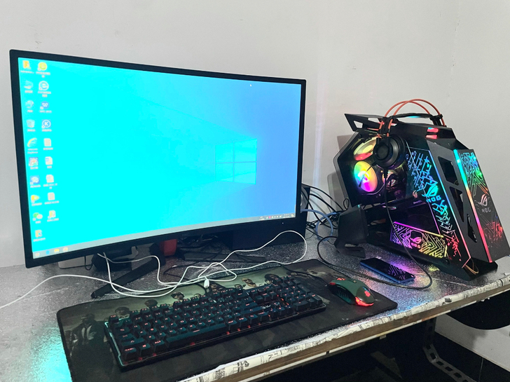 个人工作室低价处理一部分高配置i5 i7游...