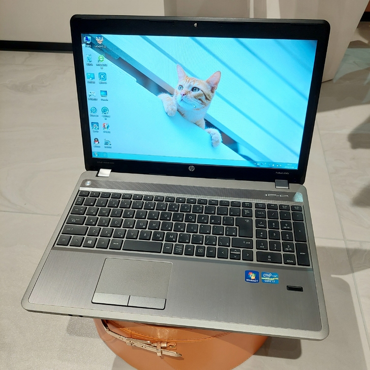 女生自用惠普四核i7笔记本电脑