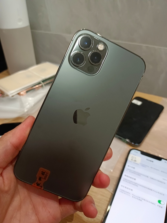 苹果顶级12pro，石墨色128g美版无锁...