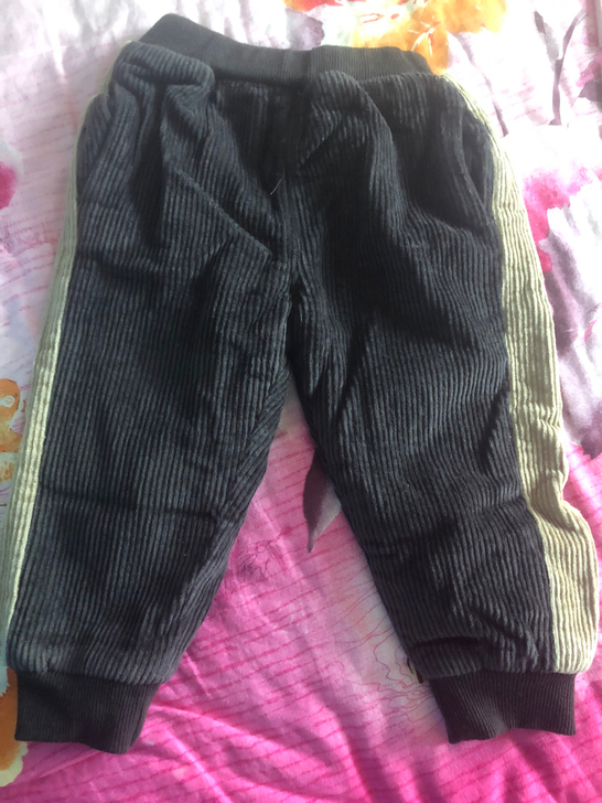 一条全新加绒裤子 身高80内可穿
