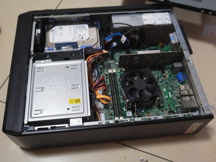 戴尔原装主机 I3 2100 6g内存 5...