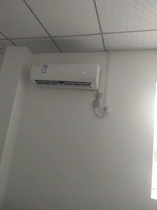 新进一批二手九成新空调都是格力美的大牌子