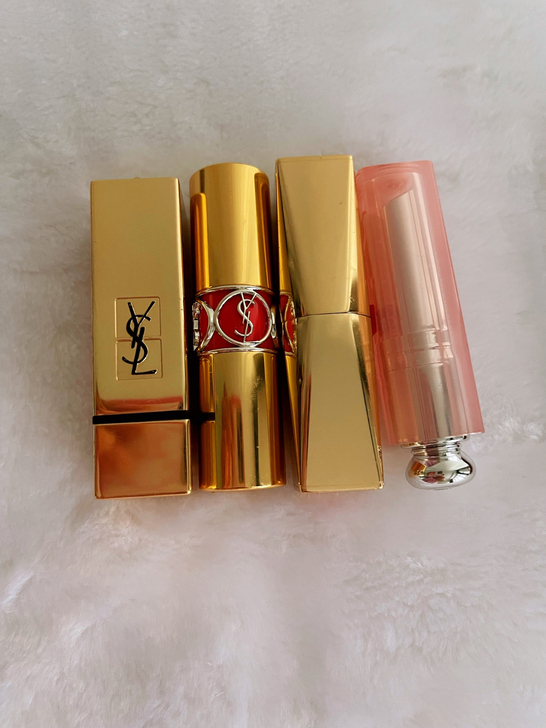 闲置口红,色号独聊,颜色都是自己喜欢亲自挑...