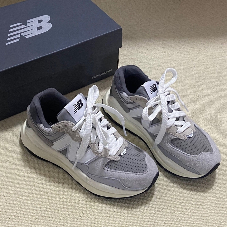 新百伦跃动nb5740复古休闲慢跑鞋元祖灰...