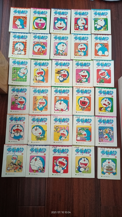 30本哆啦a梦漫画99新，06年买的，小时...