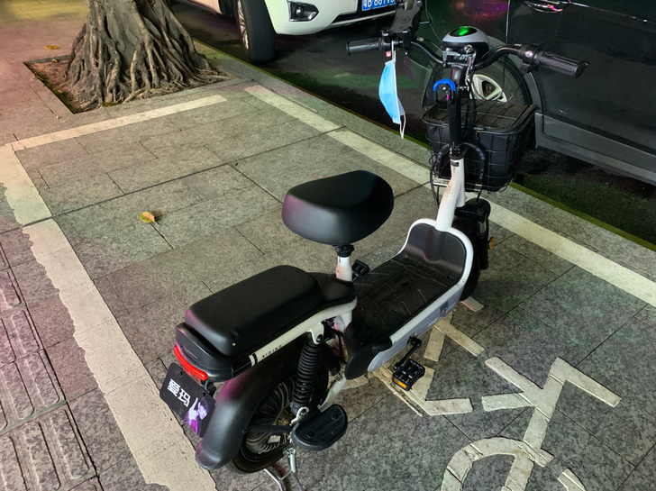 95新爱玛48v电动车转让