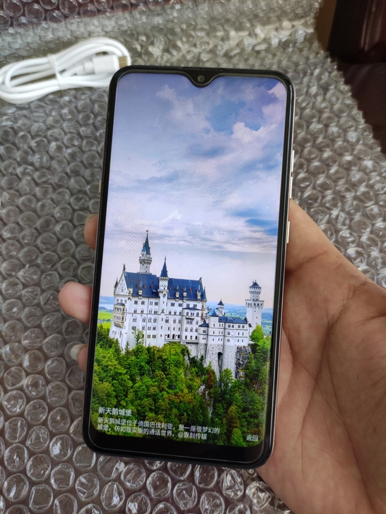 海信f30s 6+128g 全网通4g 水...