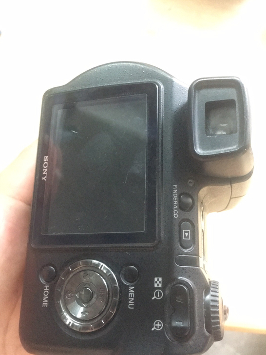 佳能A3500相机，成色 如图，镜头要清理...