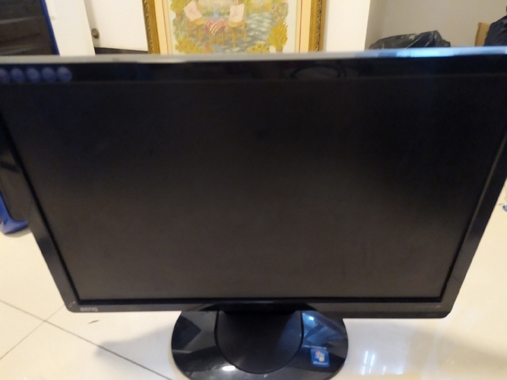 明基19寸显示器