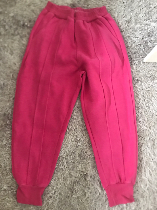 女士卫裤，九成新，穿过两次，很厚，适合春秋冬