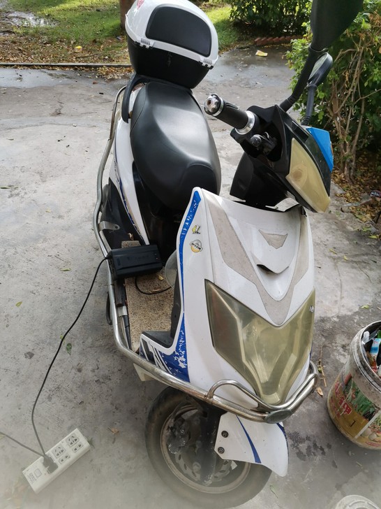 雅迪电动车1200元出售