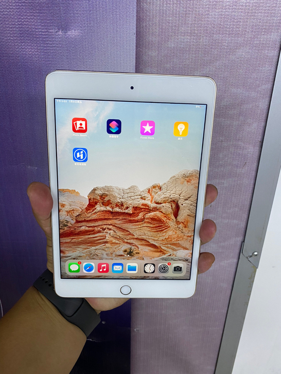 苹果平板iPad mini4、7.9英寸，...