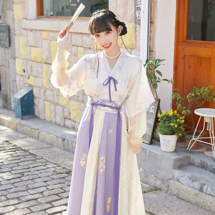 【十三余 小豆蔻儿】[洛神花事] 唐背子圆...