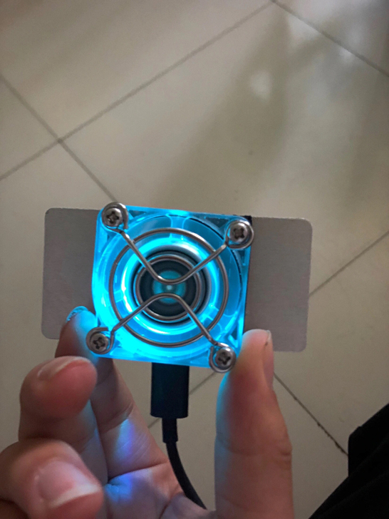 DIY手机散热器半导体制冷便携式手机平板通...