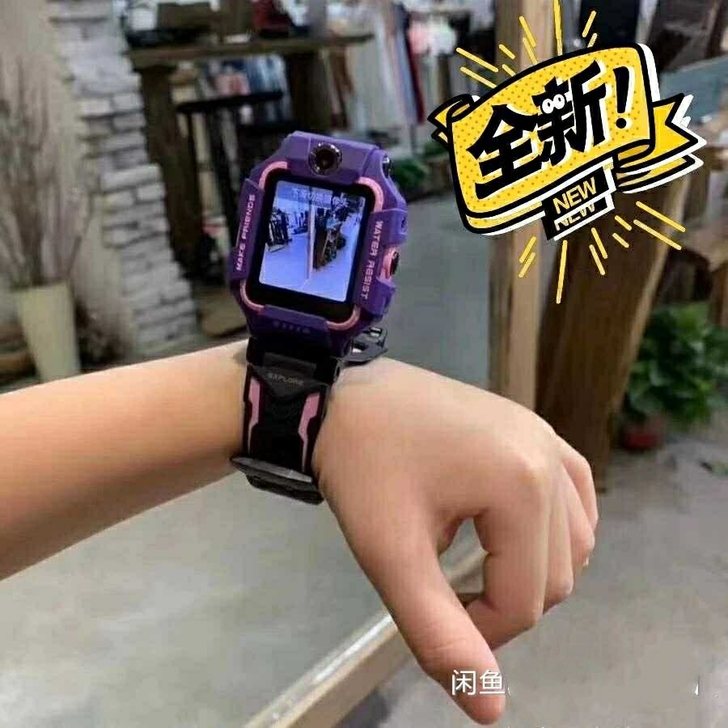 一折出全新正品小天才儿童电话手表Z6同款，...