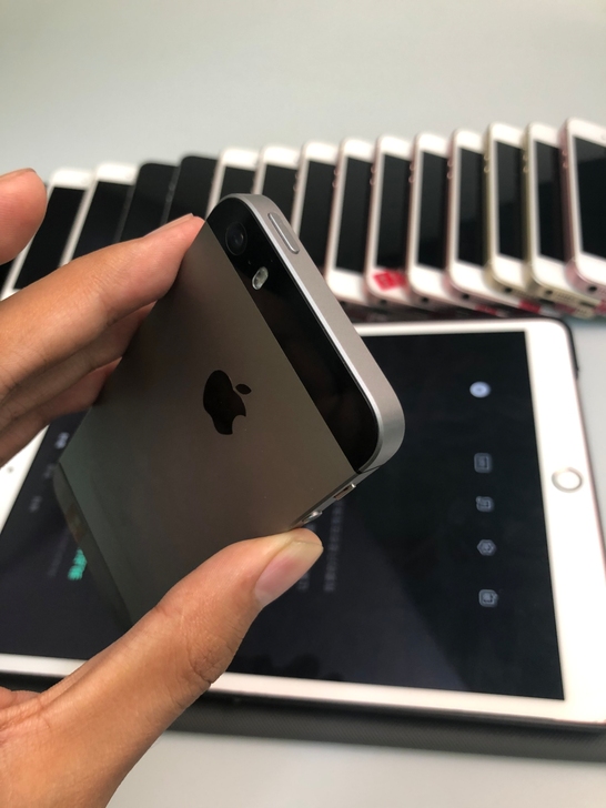 IPhone SE 酒红全网通4g苹果SE...