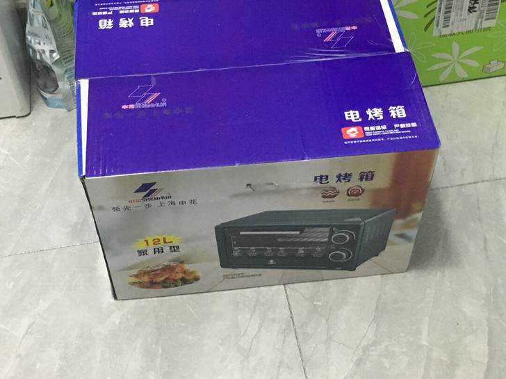 烤箱，全新一次未用，这是朋友送的，家里已经...