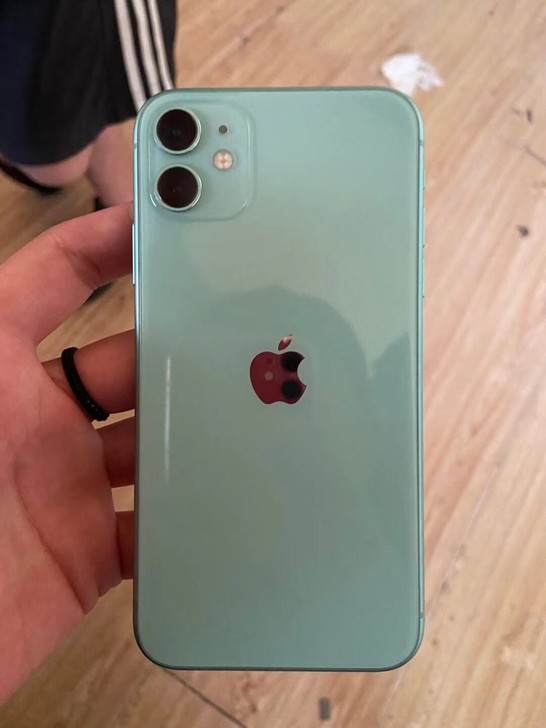 苹果11黑解 无拆无修 纯原 成色很好 电...