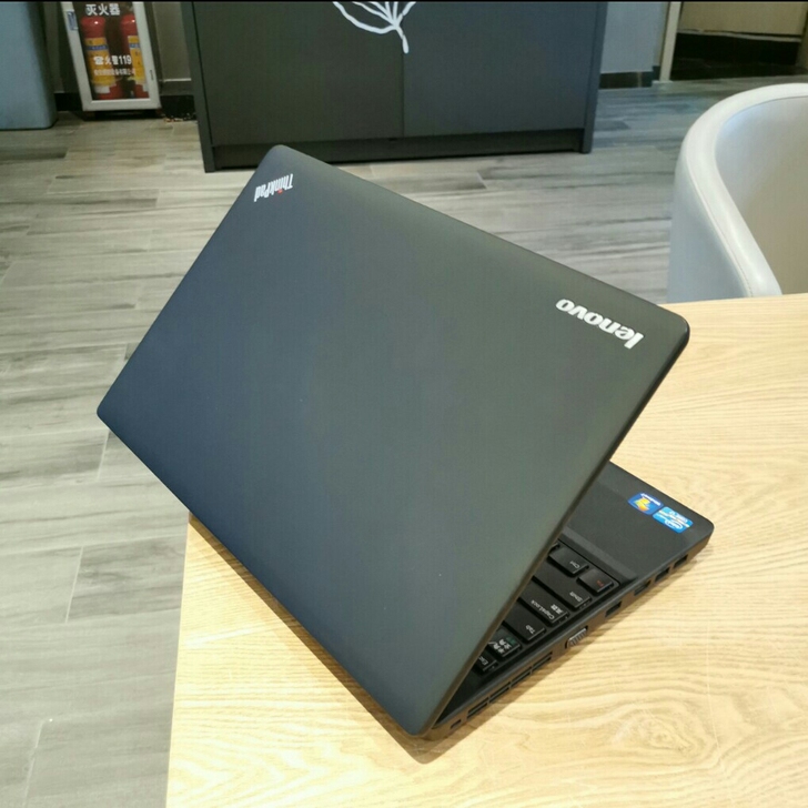 联想笔记本电脑， 15寸 个人 联想笔记本...