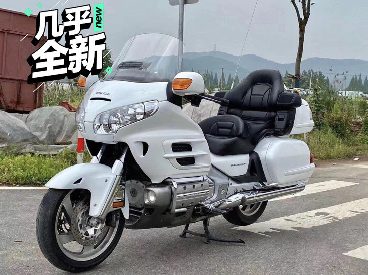 新到 2010年本田金翼1800高配大屏A...