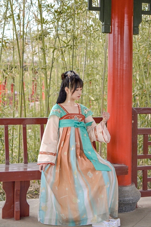 【全新】瑶瑶公主遇见神鹿王者款国风长袖连衣...