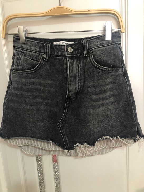 百搭超好看，质量也特别好。几乎全新