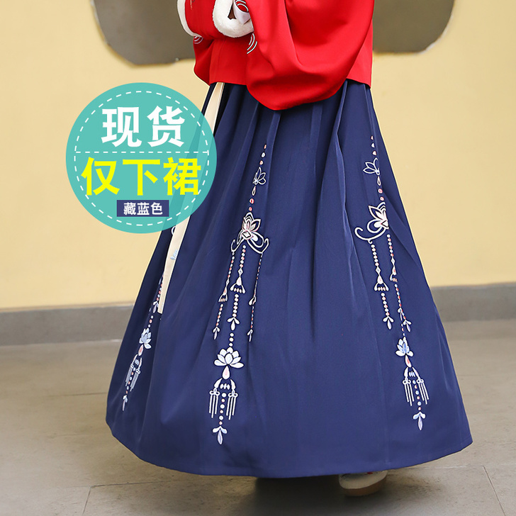 重回汉唐夭夭其华原创设计汉服女明制绣花下裙