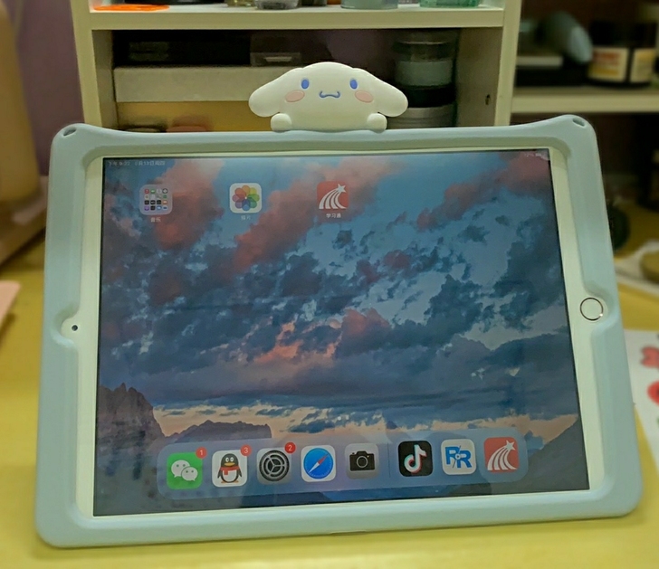 转让自用二手iPad2019七代128g+...