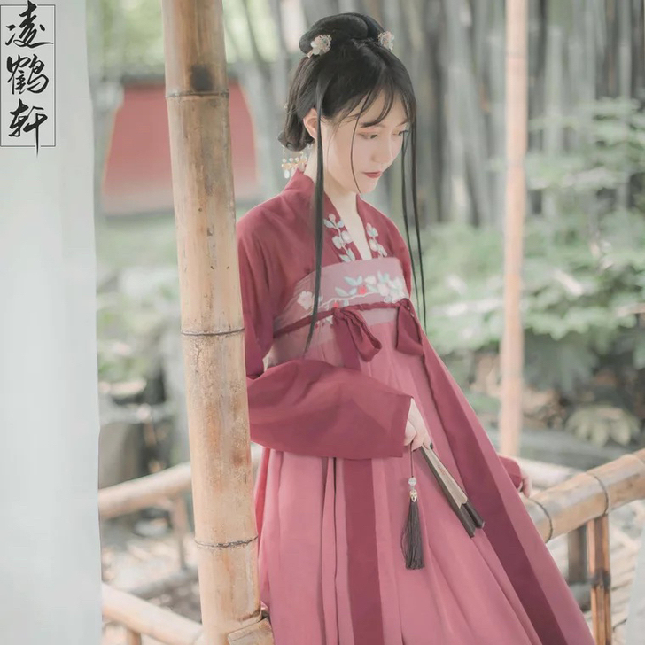 【科幻】凌鹤轩家的半熟梅子m上衣+下裙+大...