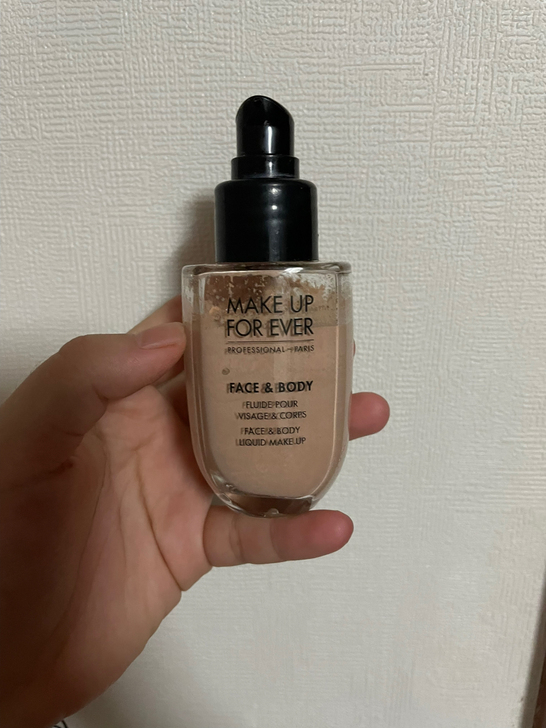 玫珂菲双用水粉霜 色号很好