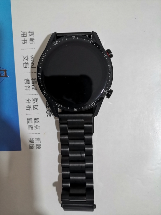 智能手表，朋友送的，不想要，全新已贴钢化膜...