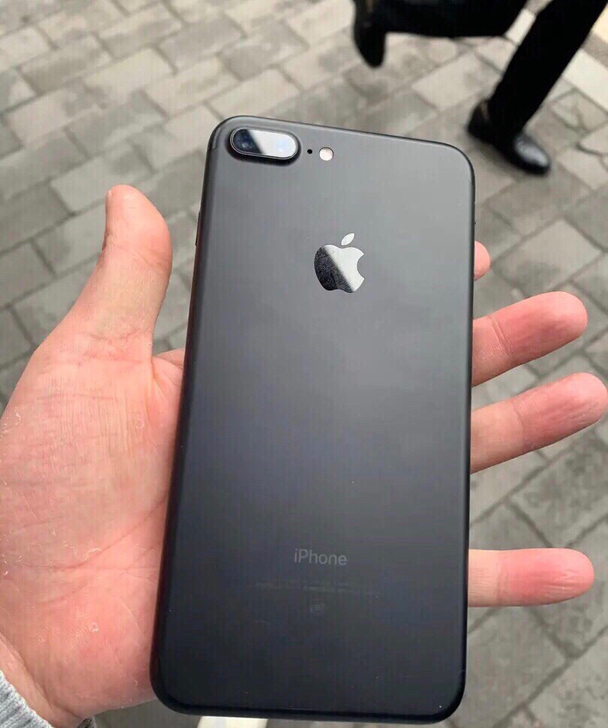 学生自用苹果7plus128G 全原装 功...