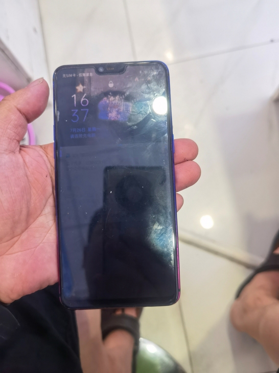 oppoR15手机，手机功能全好，成色看图...