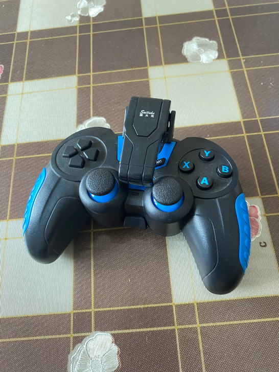 VIVO   IQOO7传奇版  手机里带...