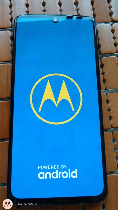 moto z4，摩托罗拉z4，模块手机，美...