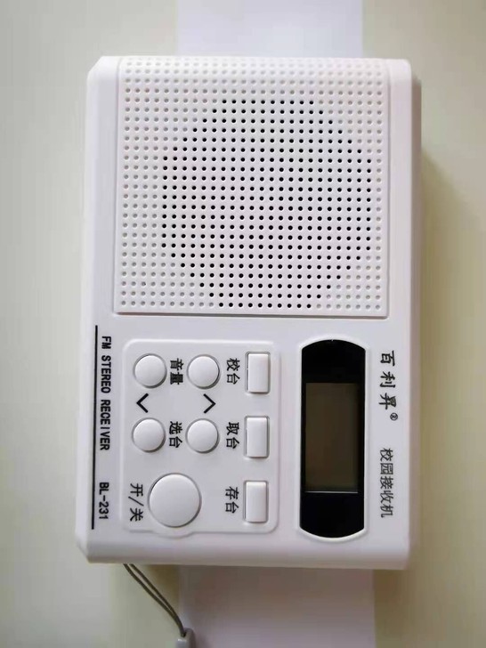 校园英语听力考试收音机，全新包邮，一个30...