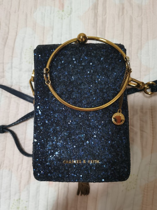 CHARLES##amp；amp； KEI...