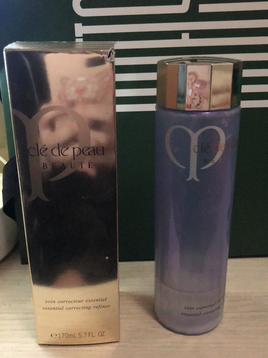 肌肤之钥水磨精华沁肌紧肤蜜化妆水