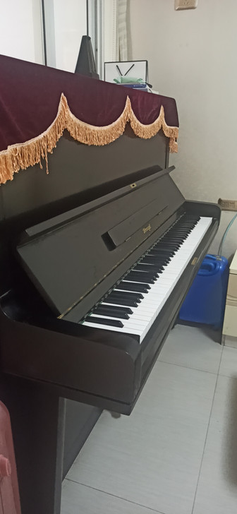 全款2500，二手钢琴，客户家的钢琴，全款...